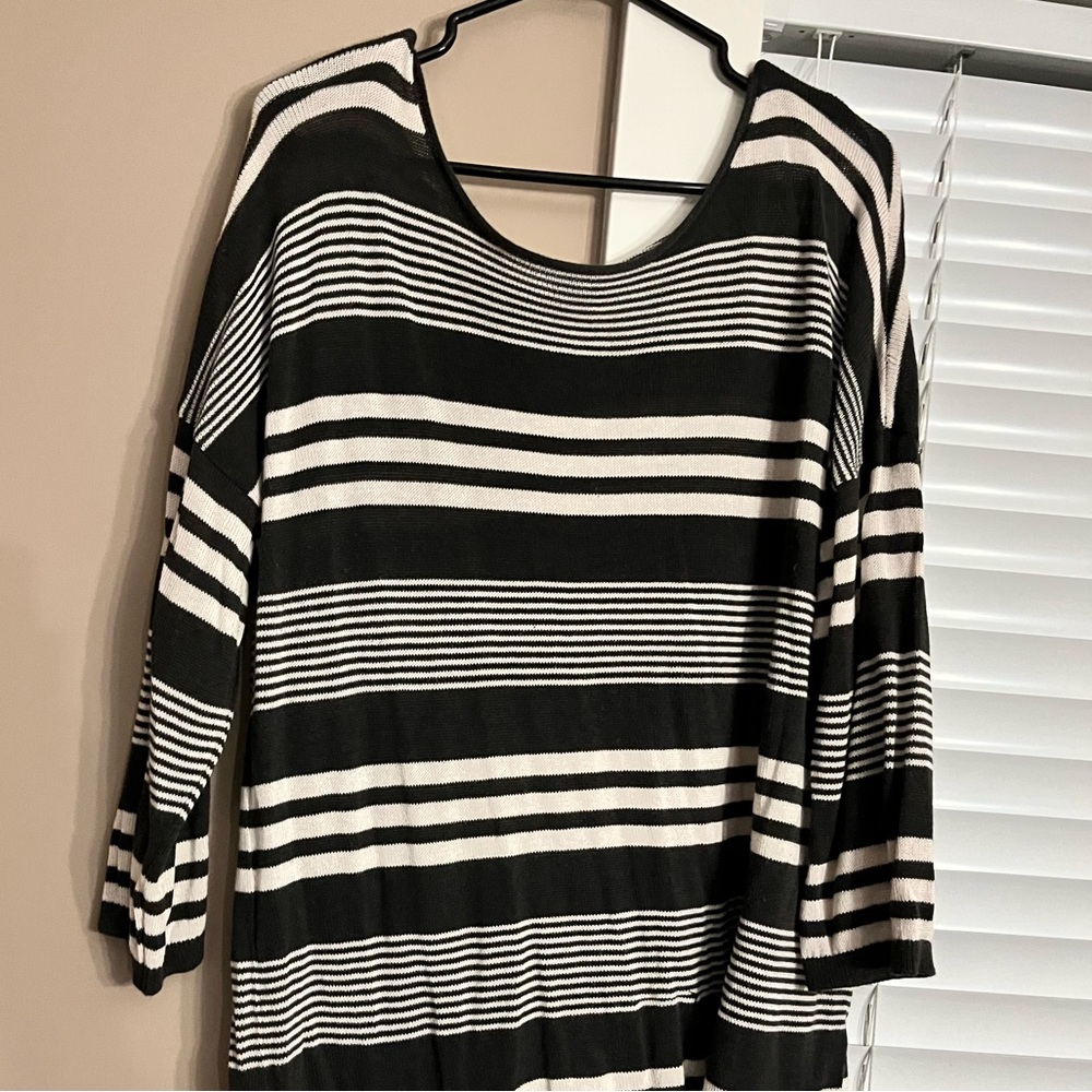 XXL Old Navy striped sweater